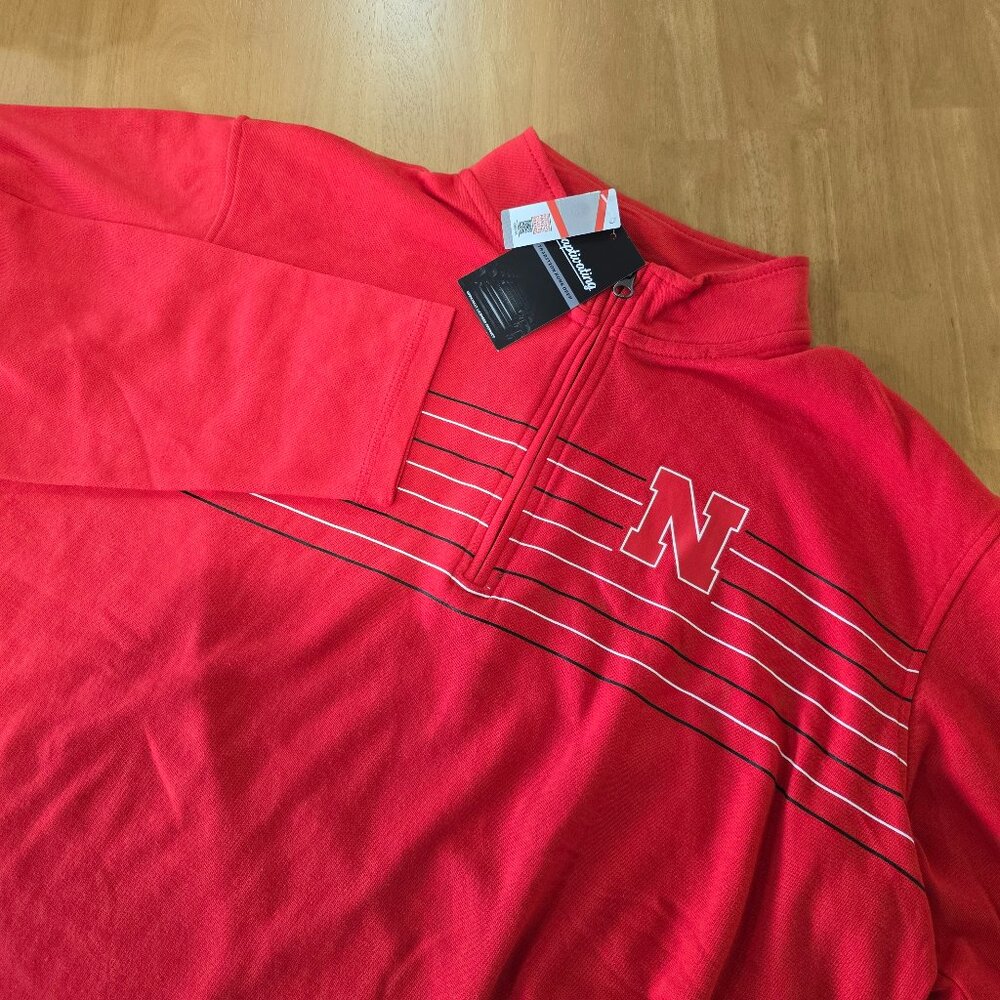 Nebraska‎ Cornhuskers Men's Captivating Brand 1/4 Zip Pullover Shirt Red 2XL NWT